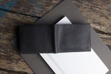 Load image into Gallery viewer, Classic Leather Wallet
