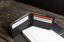 Load image into Gallery viewer, Classic Leather Wallet