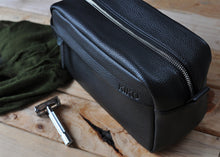 Load image into Gallery viewer, Men&#39;s Leather Travel Kit